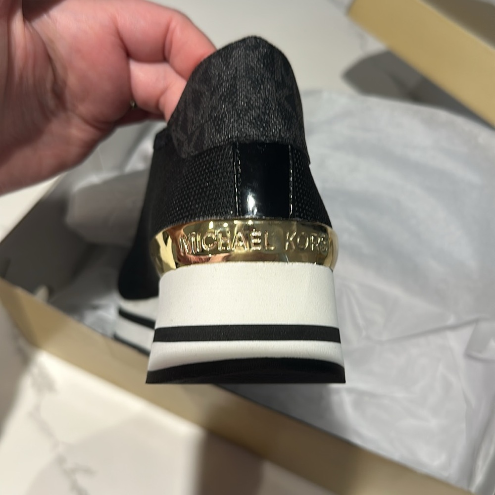 Nib Mk Signature Shoes-Blk And Gold - image 2
